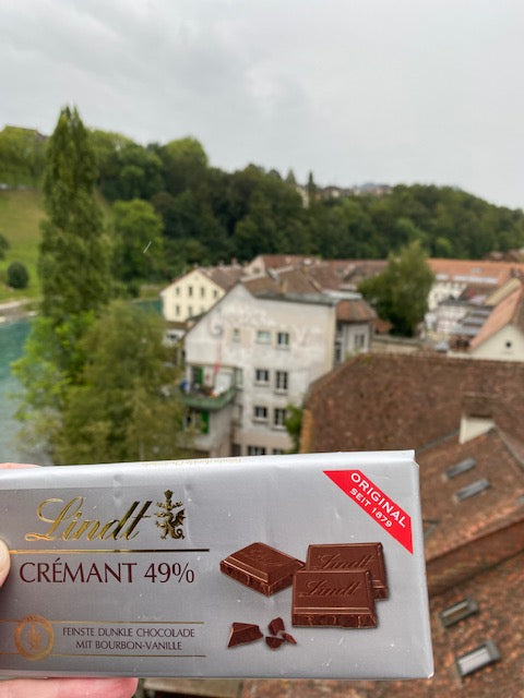 lindt schokolade vor dem berner mattequartier