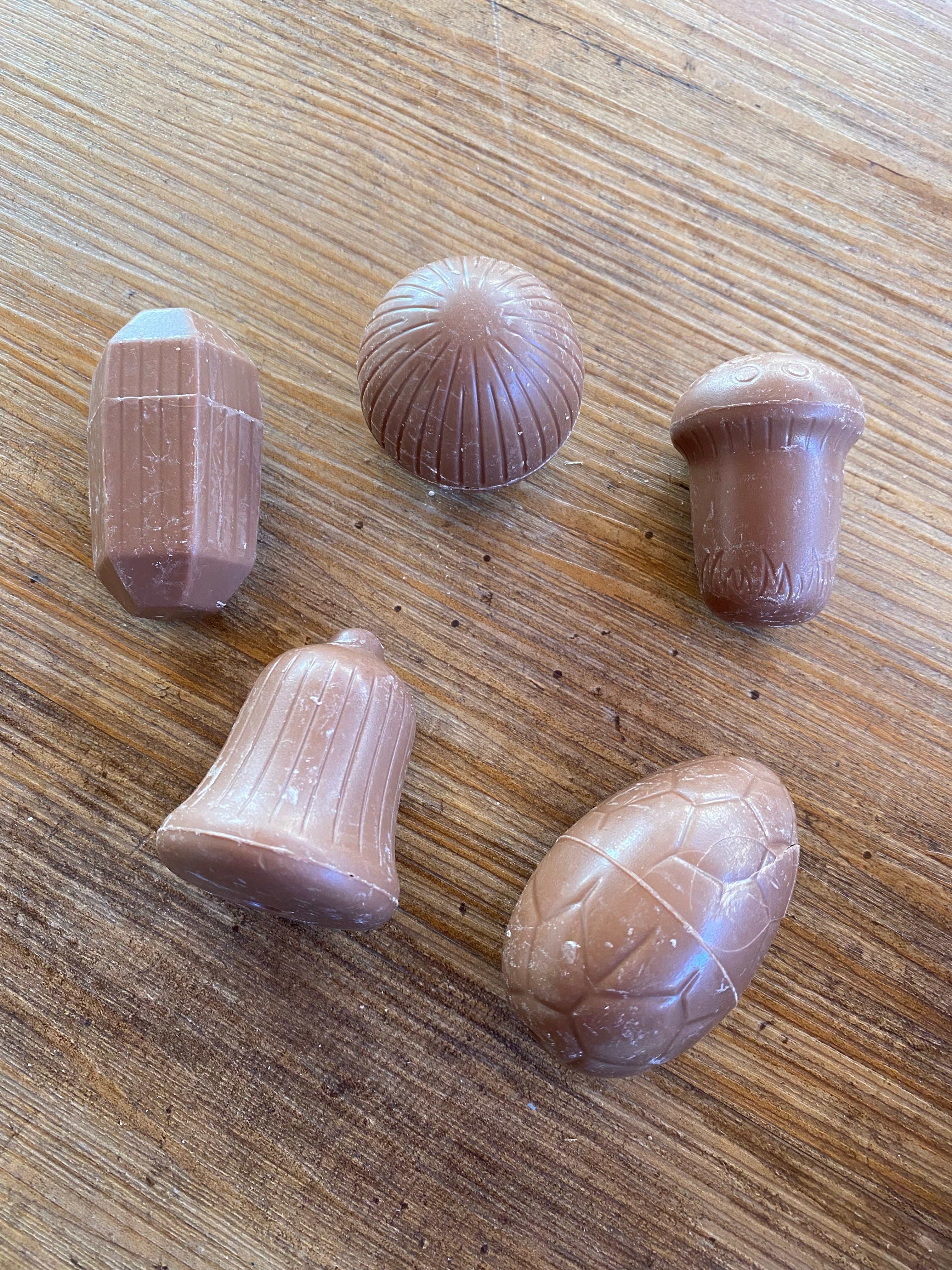 10x 300g Bernrain Weihnachts-Baumschmuck aus feinster Schweizer Schokolade, 5 verschiedene Formen